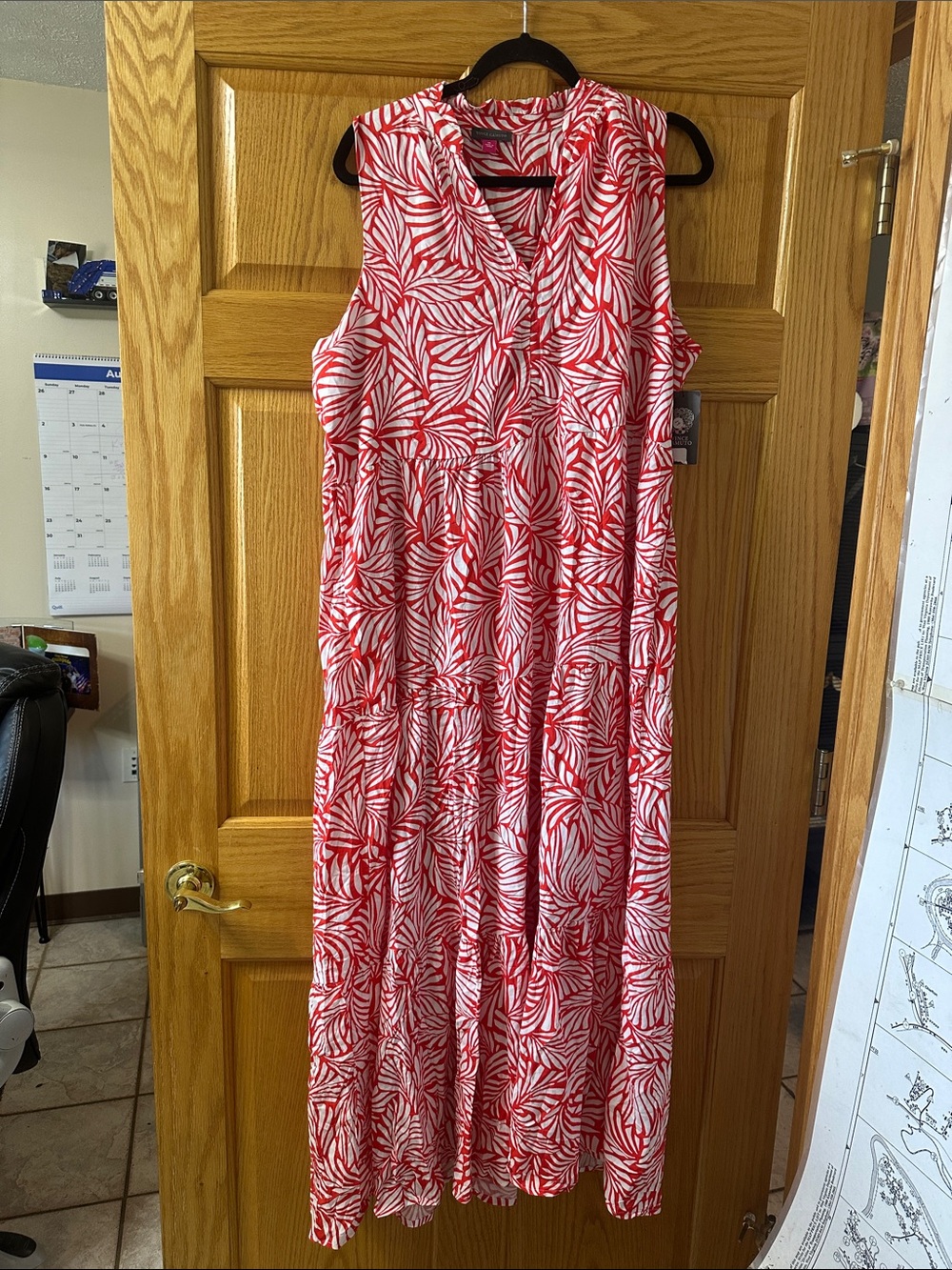 Vince Camuto Red and White Leaf-Print Tiered Maxi Dress